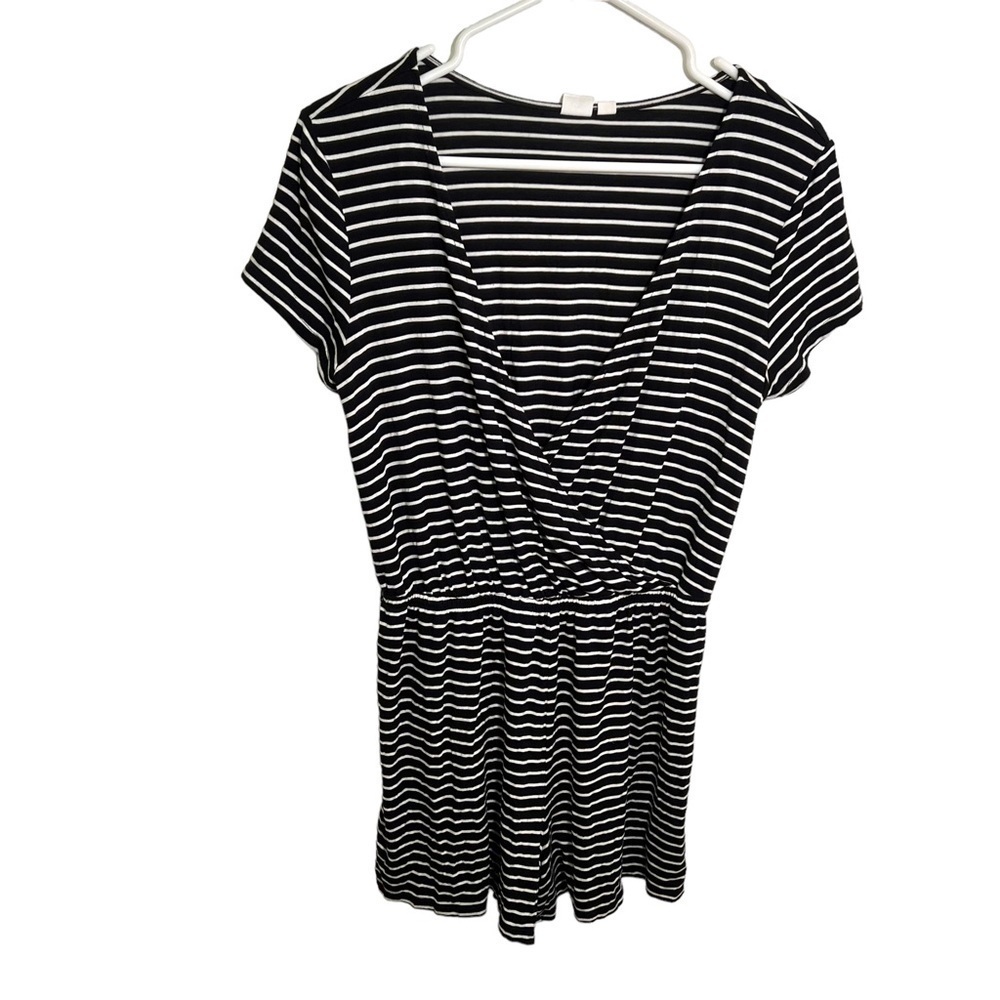 Gap Women's Size Small Short Sleeve Wrap Romper Black White Stripes Stretch